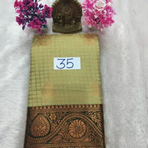 Vaira oosi Pattu saree