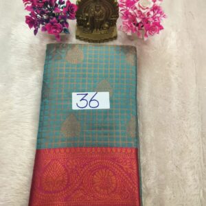 Vaira oosi Pattu saree
